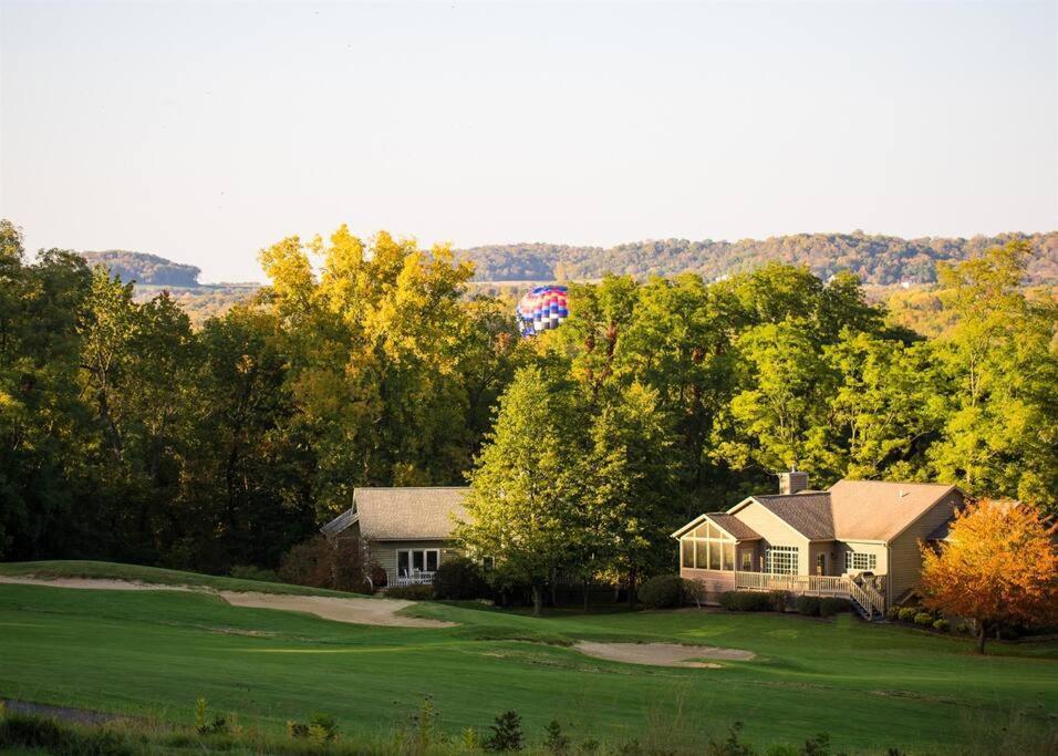Relaxing 2Bedroom Townhome W/Playroom & Great View Galena Eksteriør billede