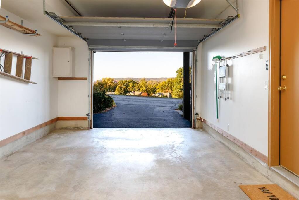 Relaxing 2Bedroom Townhome W/Playroom & Great View Galena Eksteriør billede