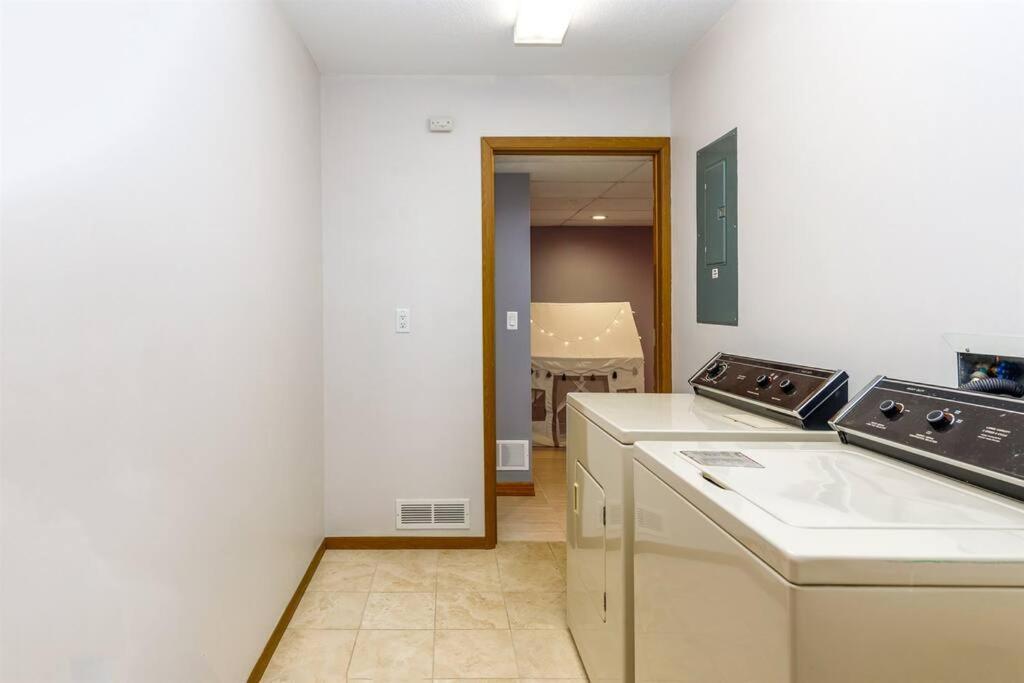 Relaxing 2Bedroom Townhome W/Playroom & Great View Galena Eksteriør billede