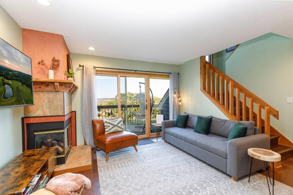 Relaxing 2Bedroom Townhome W/Playroom & Great View Galena Eksteriør billede